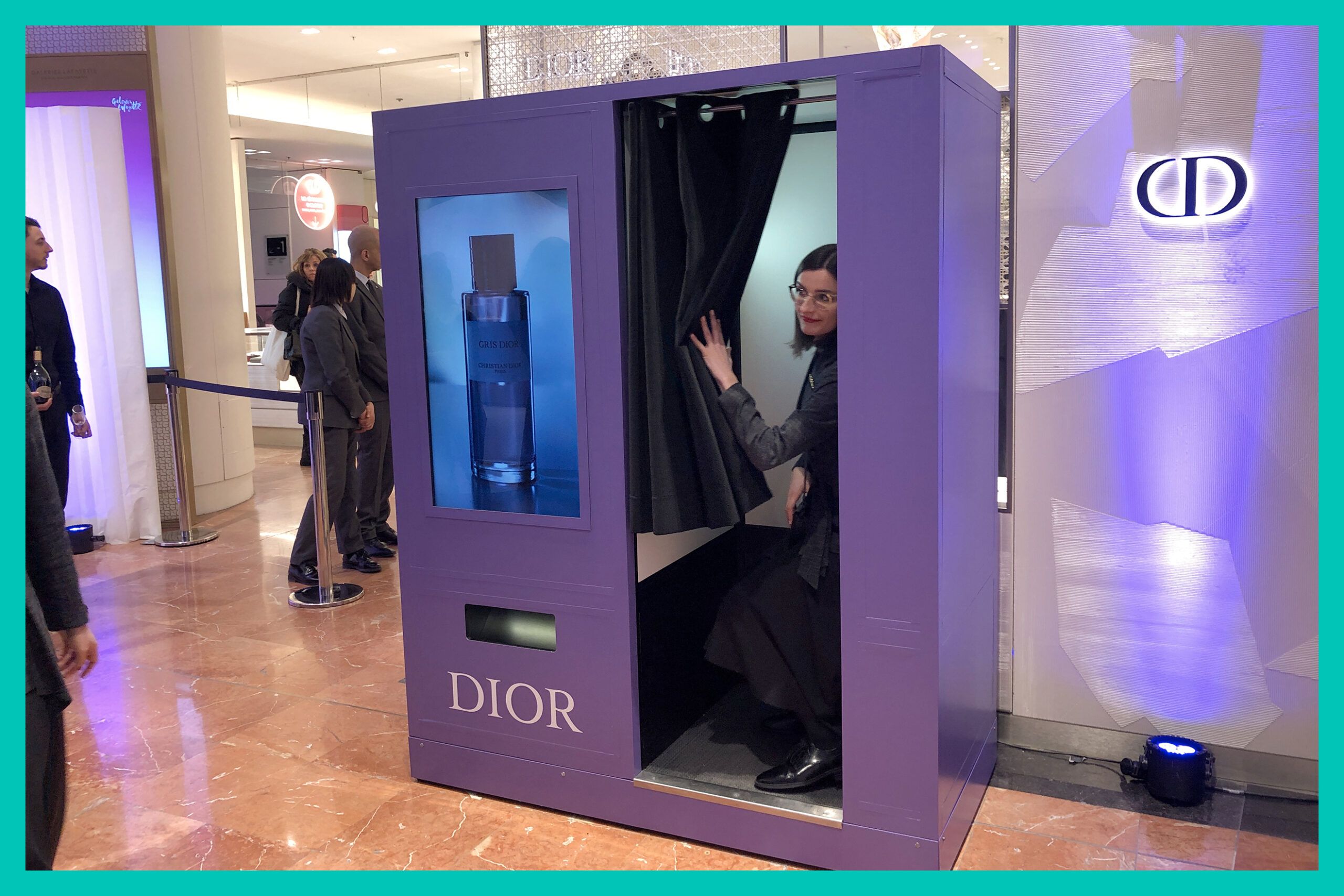 Location cabine photo à Paris pour lancement de produit pour Dior