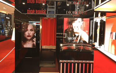 Photocabine - cabine - Dior Rouge au Sephora des Champs-Elysées