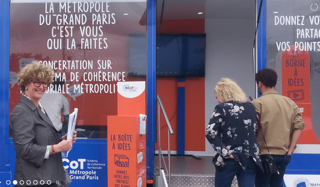 Photocabine - borne video - Boite a idées pour la Métropole du Grand Paris