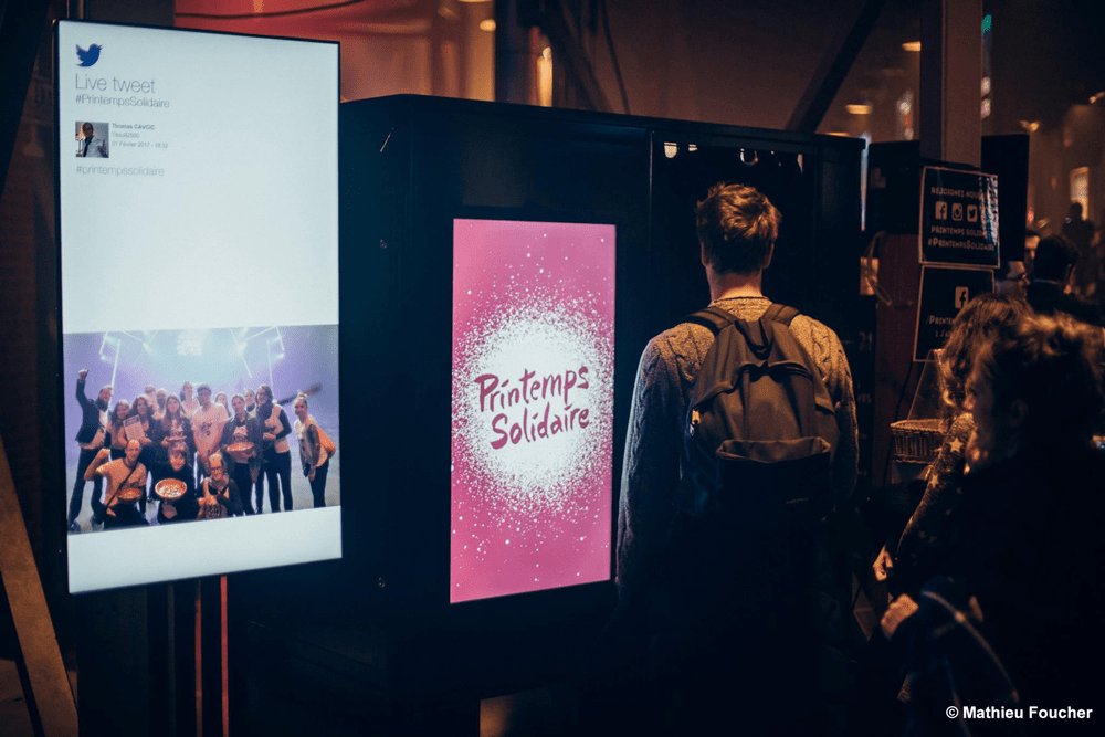 Photocabine - cabine - Printemps Solidaire au Zenith de la Villette