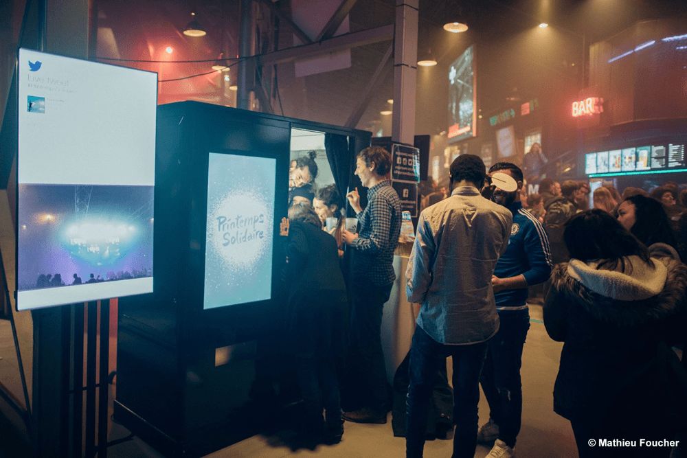 Photocabine - cabine - Printemps Solidaire au Zenith de la Villette